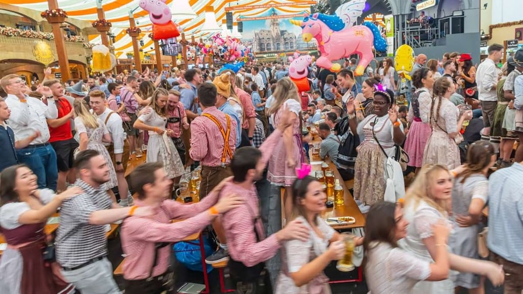 Stuttgart's Cannstatter Volksfest Festival