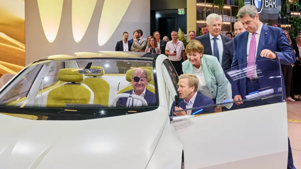 Public test drives and micromobility track at IAA Mobility