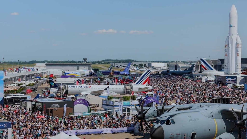 Static display of a large commercial airliner at Le Bourget Airport