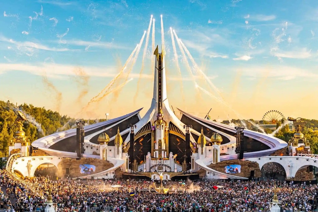 Tomorrowland Boom